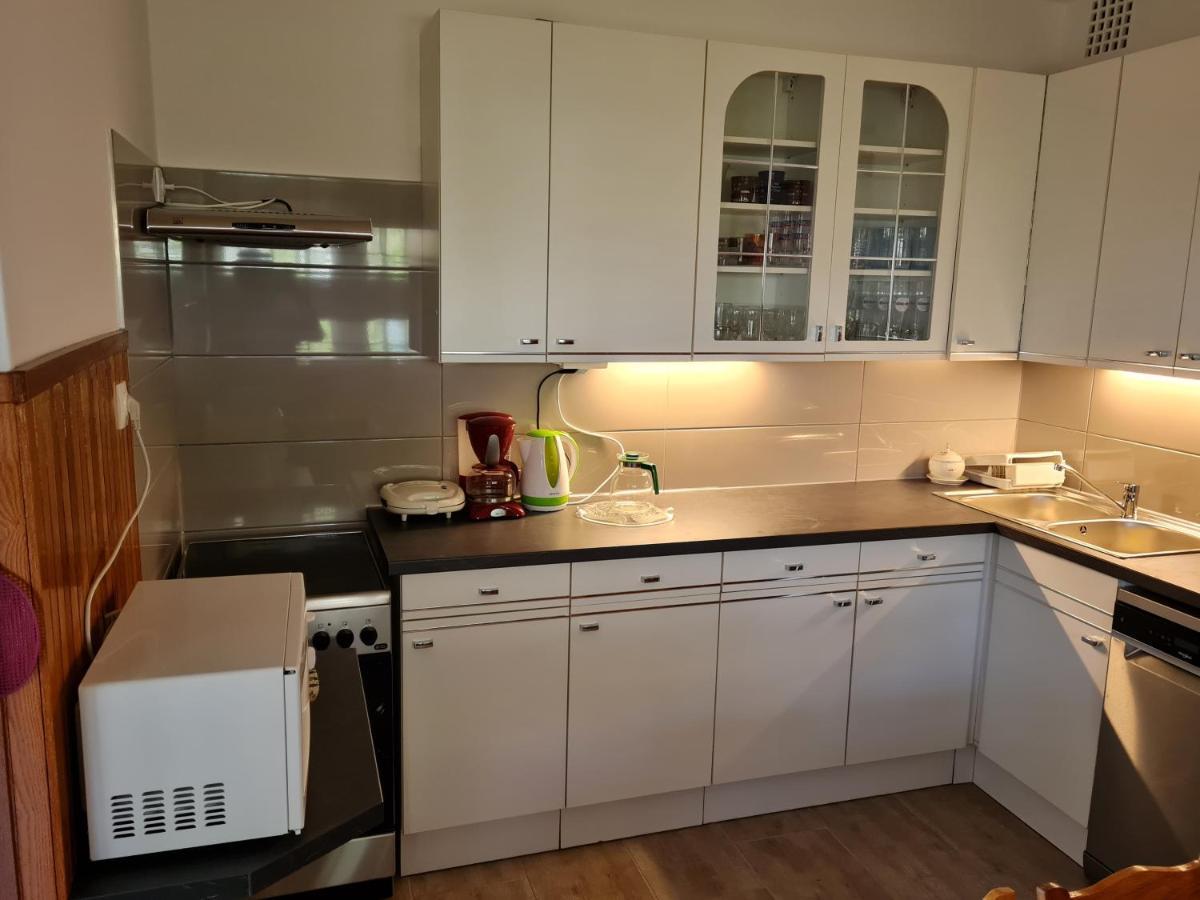 Gyoengyvirag Apartman Lenti Bagian luar foto