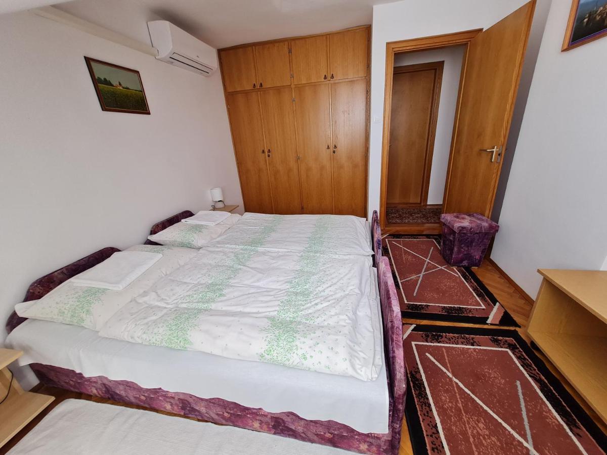 Gyoengyvirag Apartman Lenti Bagian luar foto