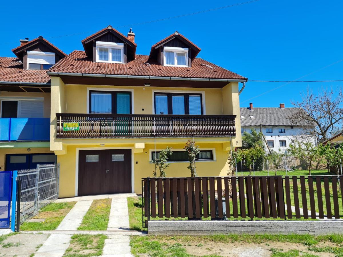 Gyoengyvirag Apartman Lenti Bagian luar foto